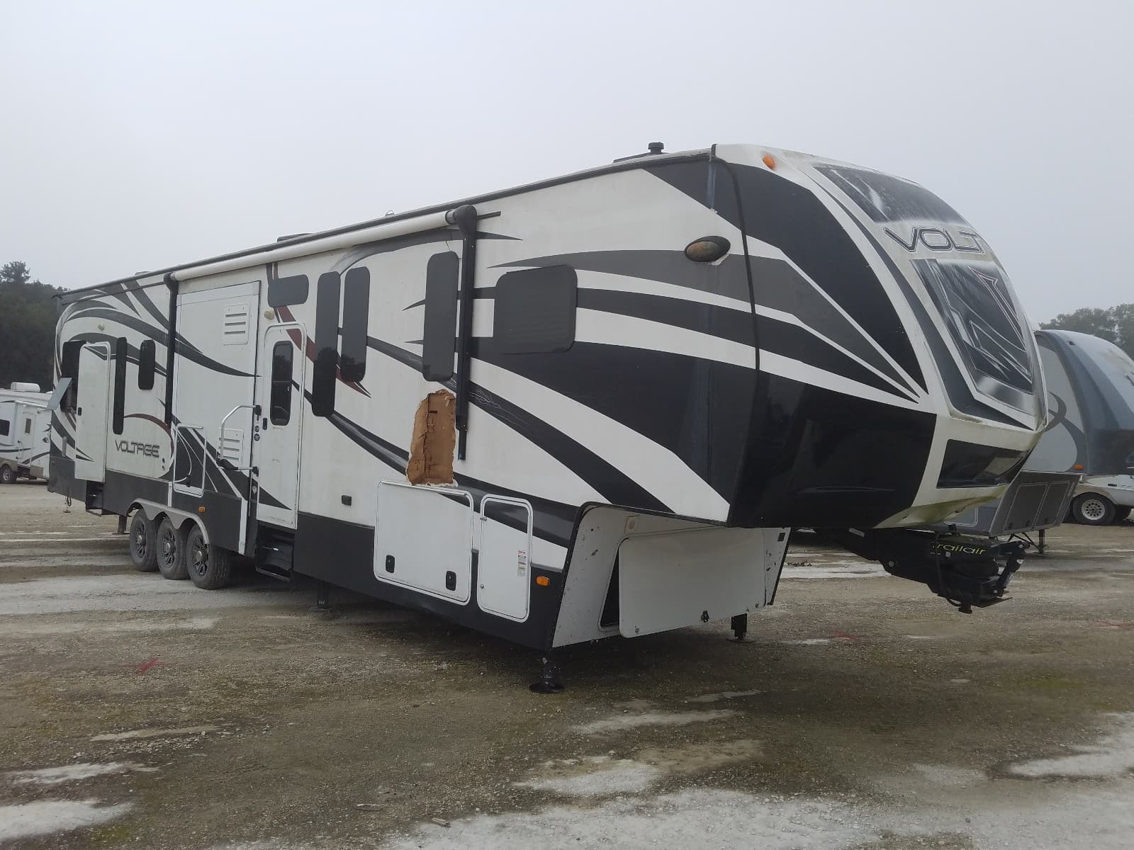 2015 Keystone Voltage