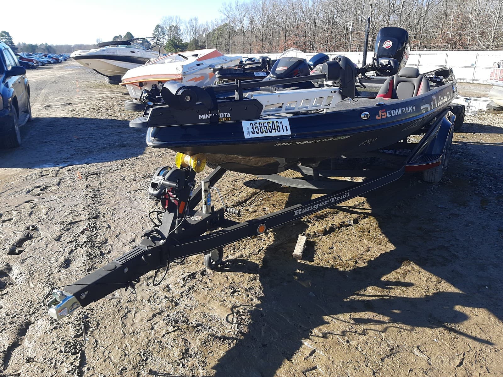 2016 Land Rover Boat