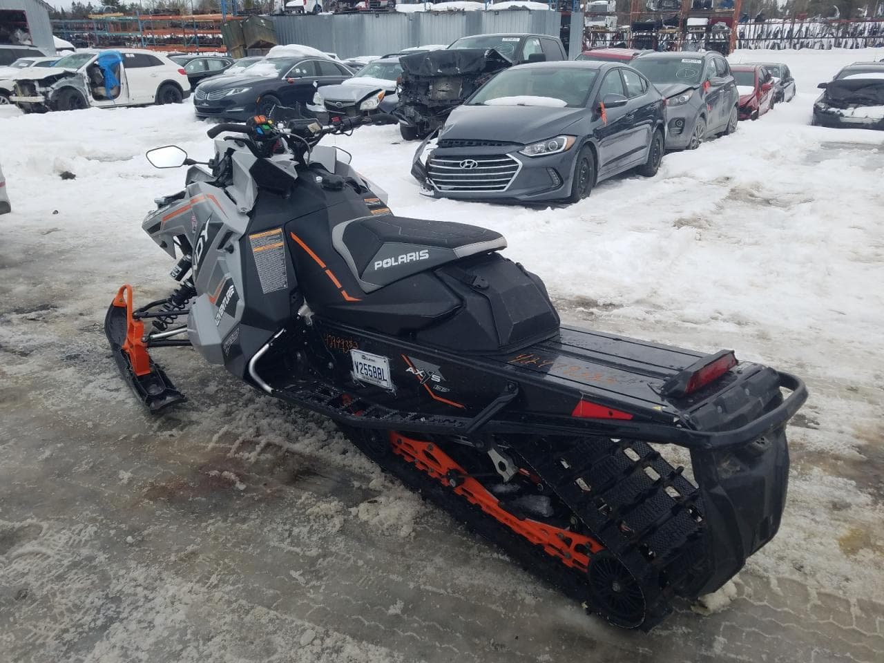 2020 Pola Snowmobile