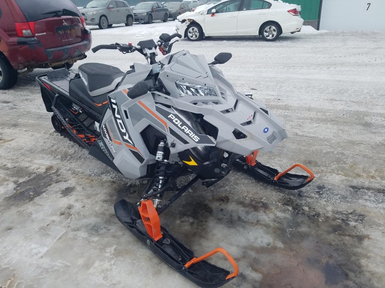2020 Pola Snowmobile