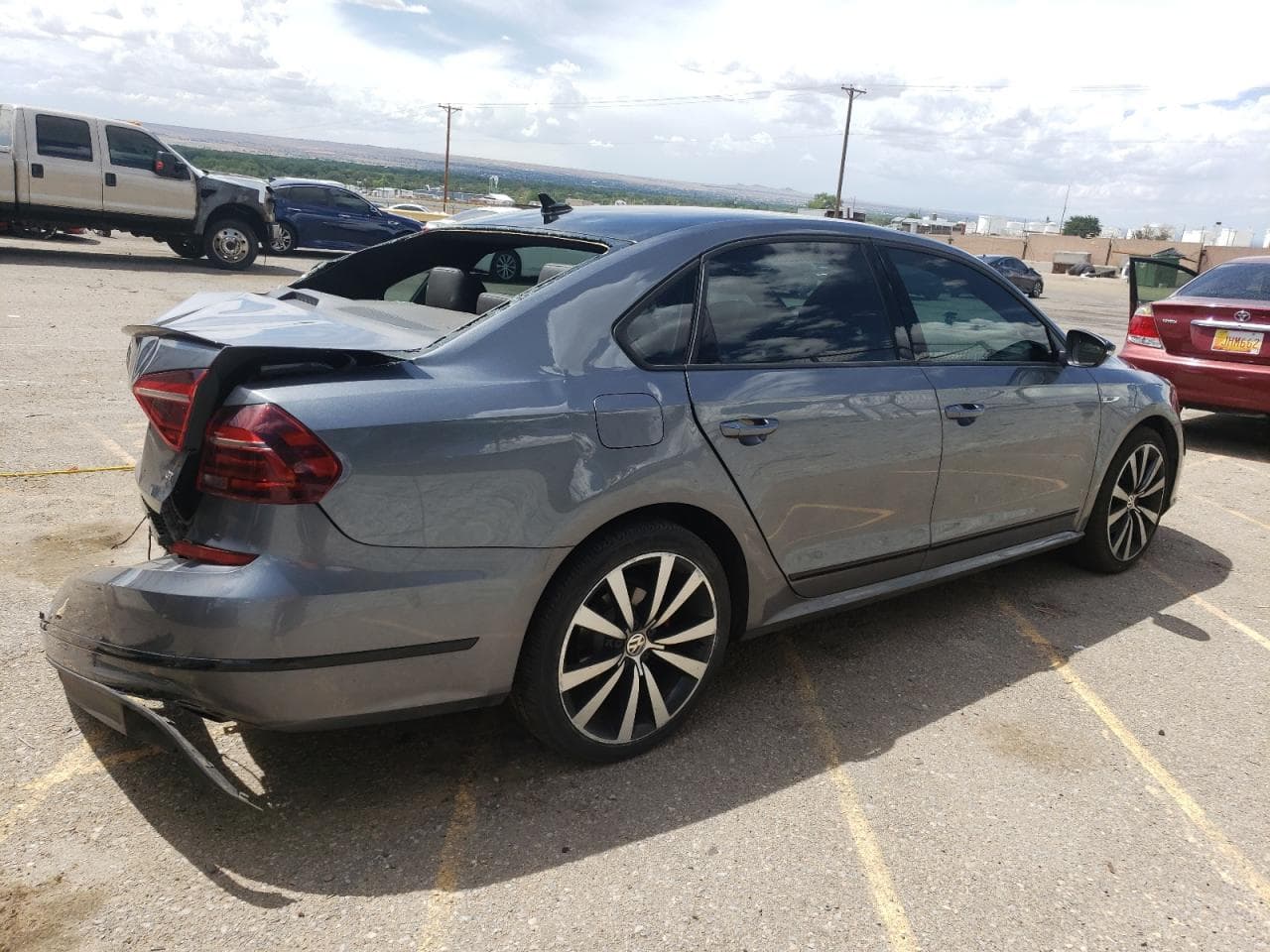 2018 Volkswagen Passat Gt