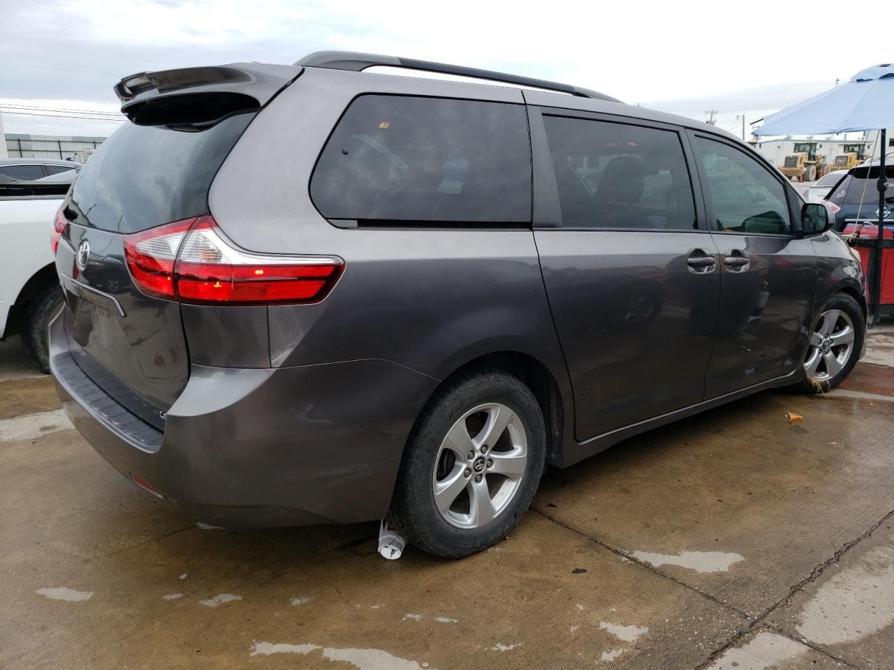 2018 Toyota Sienna Le