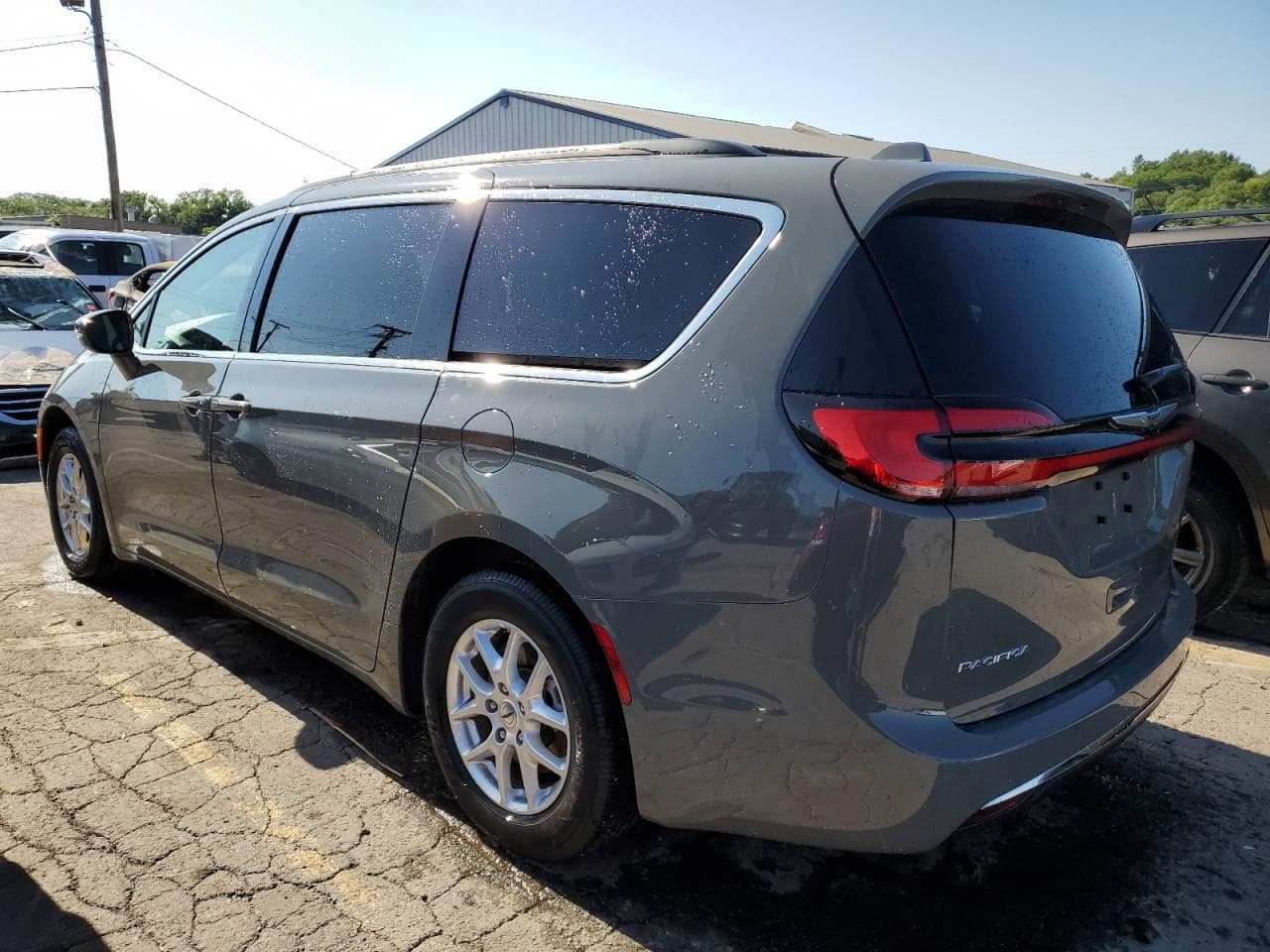 2022 Chrysler Pacifica Touring L