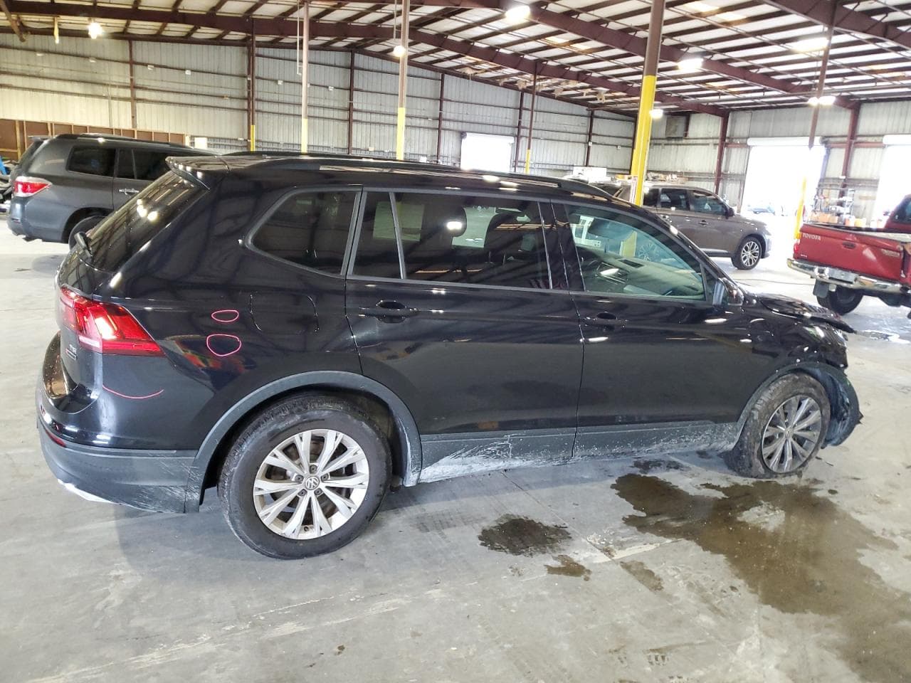 2018 Volkswagen Tiguan S